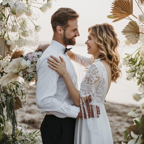 Der perfekte Duft für die Hochzeit: Tipps für Braut und Bräutigam
