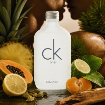 Calvin Klein CK ONE Eau De Toilette Spray (Unisex) 100 ml