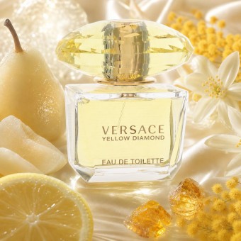 Versace Yellow Diamond Eau De Toilette Spray (Tester) 90 ml
